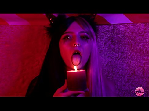 ❤️ Μια παθιασμένη πίπα από ένα σέξι Succubus με ένα σπέρμα στο στόμα της. ❤❌ Χάρντκορ πορνό ❤