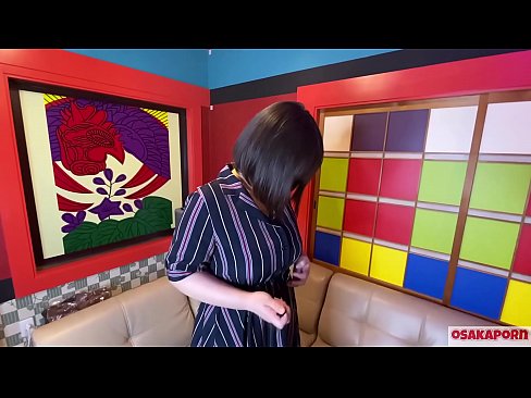 ❤️ Γιαπωνέζα γλύκα με μεγάλα βυζιά αυνανίζεται με σεξουαλικά παιχνίδια και έρχεται σε οργασμό. Μιλάει σε μια συνέντευξη για την εμπειρία της στο γαμήσι. Τεράστια βυζιά και τριχωτό μουνί βογκάει δυνατά. Osakaporn ❤❌ Χάρντκορ πορνό ❤